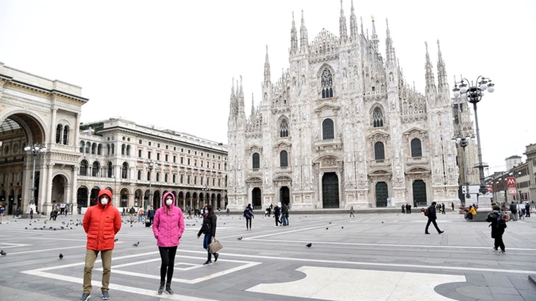 Φωτογραφίες από την καραντίνα της Ιταλίας: "Όλοι στο σπίτι" γράφει το σημερινό πρωτοσέλιδο της La Repubblica