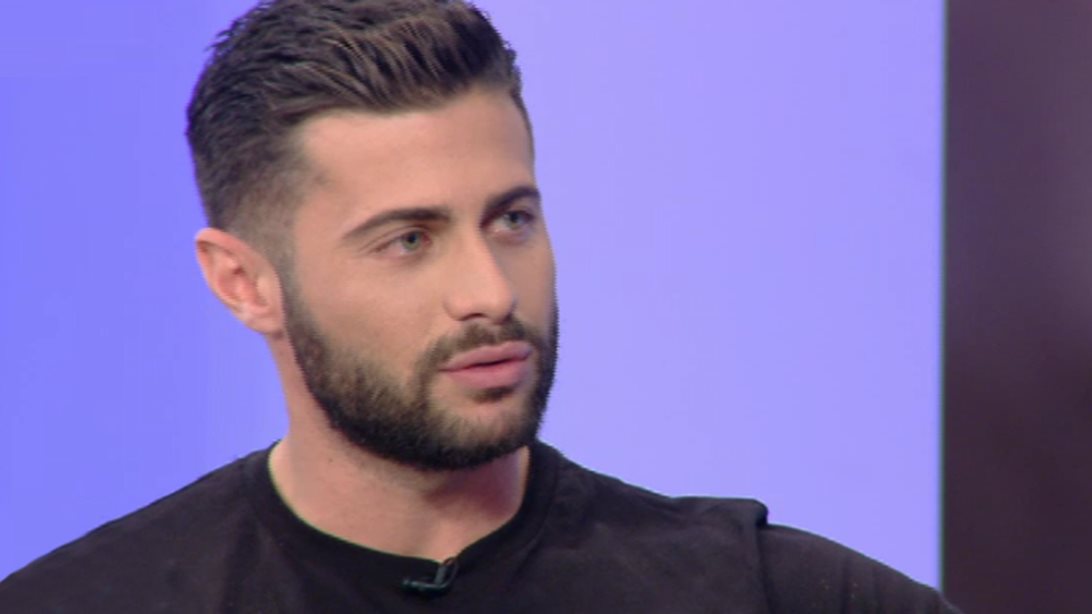 Κωνσταντίνος Βασάλος
: Η επεισοδιακή συνέντευξη στον Νίκο Μουτσινά!