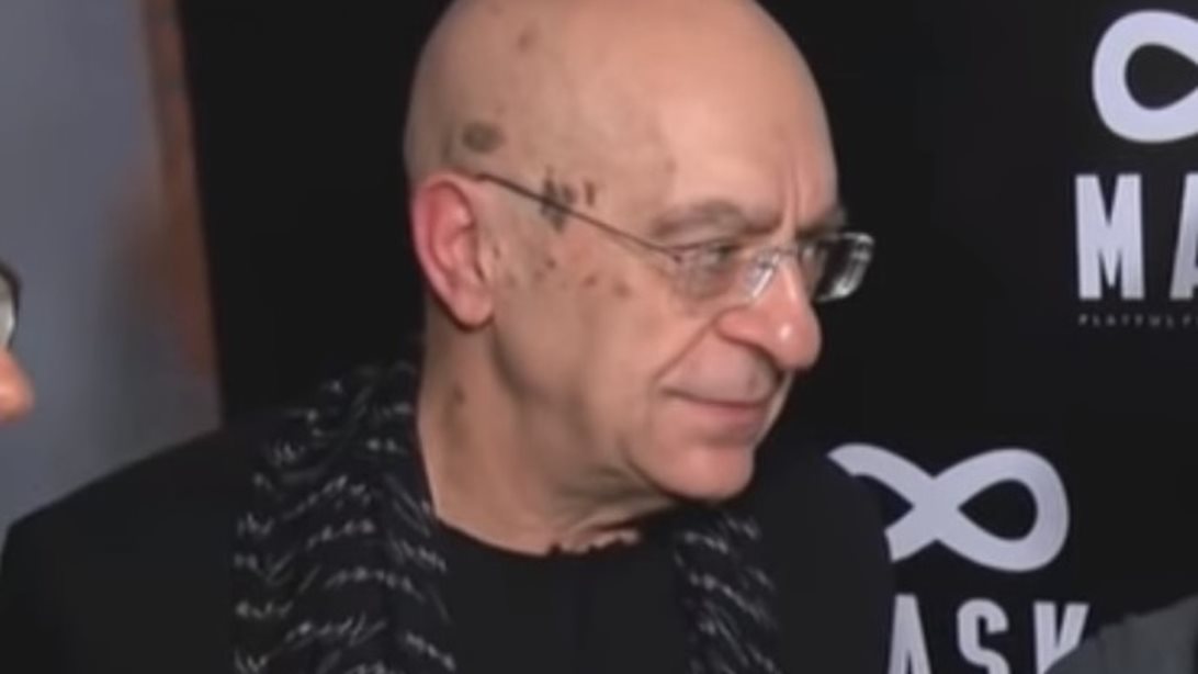 Πάνος Κοκκινόπουλος: Επίθεση κατά Γιώργου Αγγελόπουλου &amp; «Τατουάζ»: «Όταν λέει 25 σελίδες π@π@ριές, δεν μπορεί να τις πει καλά»