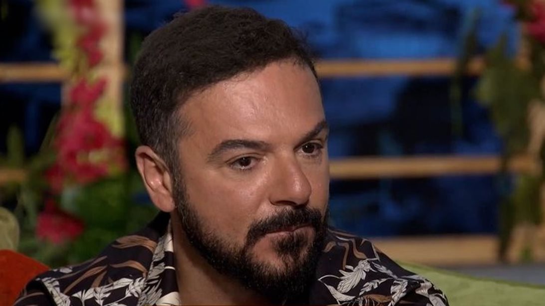 Ο Τριαντάφυλλος "καρφώνει" και πάλι τον Νίκο Μουτσινά: "Τελειώσαμε τώρα; Και αν θες τώρα κράξε στην εκπομπή σου και φιλάκια"