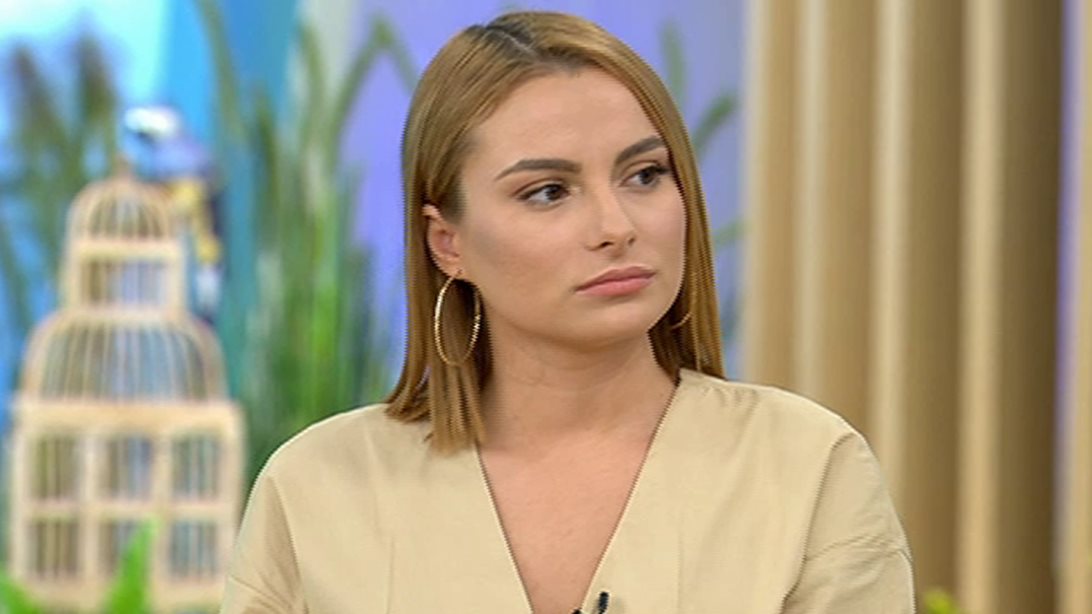 GNTM | Γκλόρια Ντενίκη: Η εμφάνιση στους «ΚουΚου» μετά την αποχώρησή της