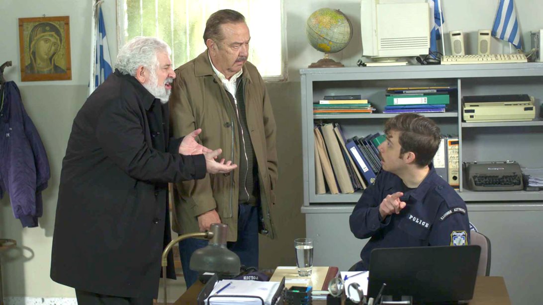 Έτσι πληροφορήθηκε ο Πέτρος Φιλιππίδης την απομάκρυνσή του από τον "Πλάτανο"