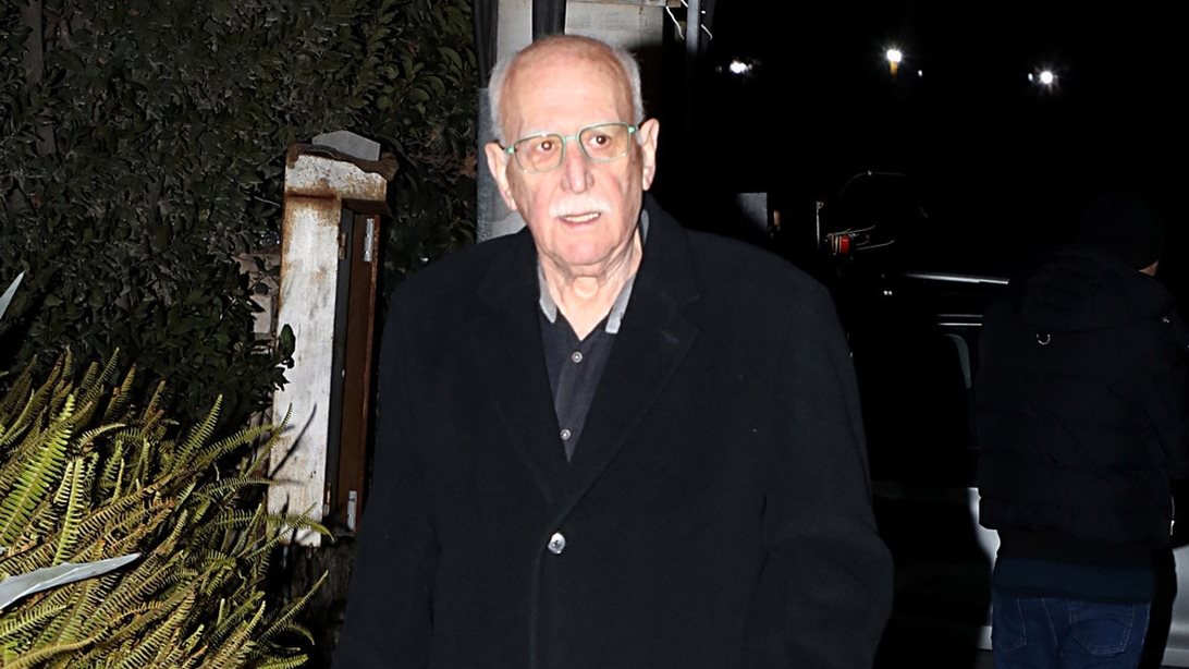 Η ηχηρή απουσία από την κηδεία του Γιώργου Παπαδάκη