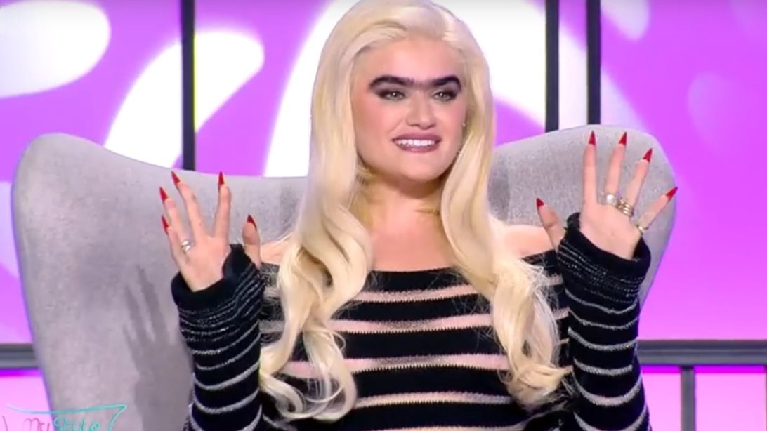 "Η Σοφία Χατζηπαντελή είναι απαράδεκτη και αναιδής, δεν αρέσει στον κόσμο, δεν έχει κανένα λόγο ύπαρξης εκεί μέσα"