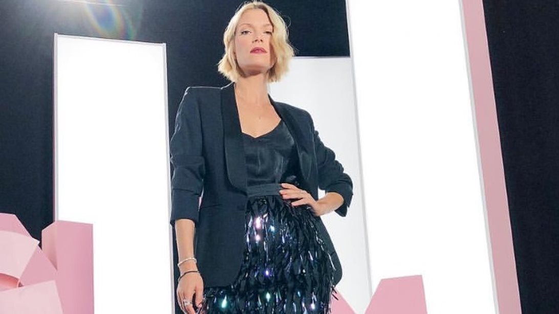 Βίκυ Καγιά 
: Ο διάλογος με την Ηλιάνα Παπαγεωργίου περί ηλικίας &amp; το σαρκαστικό σχόλιο για τις 40άρες