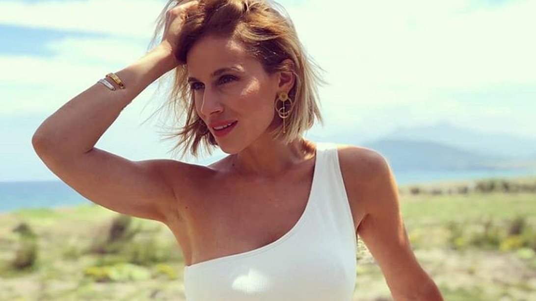 Νάντια Μπουλέ: Θα πάθετε πλάκα με τους κοιλιακούς της! Δείτε τη φωτογραφία
