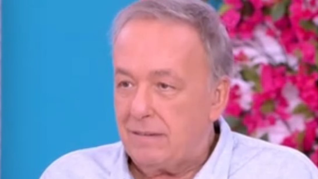 Ο Ανδρέας Μικρούτσικος ξεκαθαρίζει για τη Νανά Παλαιτσάκη: "Δεν είναι στο επίπεδό μου να αλλάζω τα επίθετα"