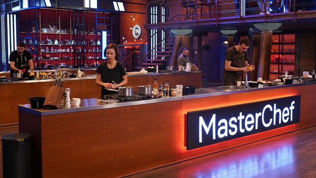 MasterChef | Οι μονομαχίες για πέντε ποδιές μόλις ξεκίνησαν
