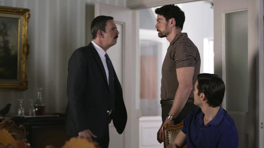 Άγριες Μέλισσες | Μία σύγκρουση έρχεται να δοκιμάσει τη σχέση του Κωνσταντή και της Δρόσως! Όλες οι εξελίξεις της εβδομάδας