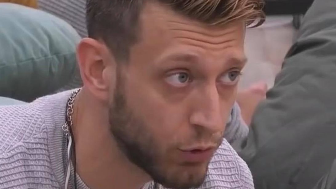 House Of Fame | Αποχωρεί οικειοθελώς ο Γιώργος Ντίνος;