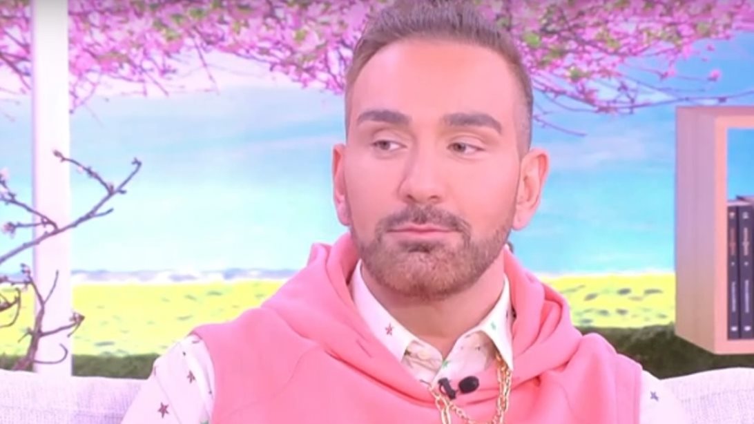 Νίκος Κοκλώνης: "Πήγα στη Δίωξη - Μου ζητούσαν λεφτά για να γράφουν καλά πράγματα στα social media"