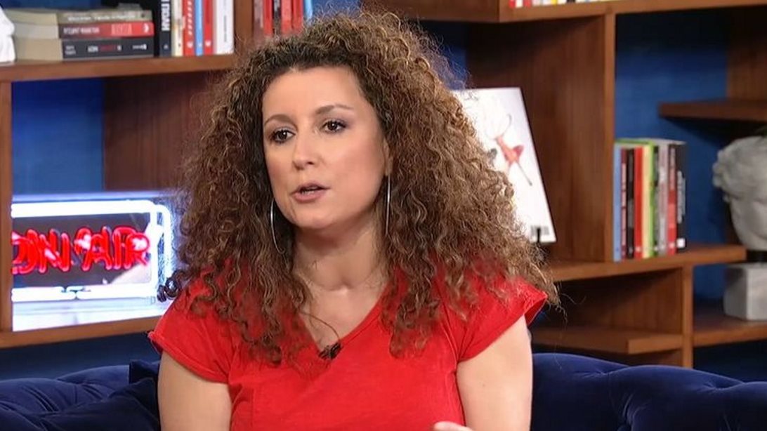 Κατερίνα Βρανά: &quot;Είναι το πιο σοκαριστικό πράγμα που λέω στις παραστάσεις μου - Για τις γυναίκες είναι ταμπού, αν και είναι η εθνική μας βρισιά&quot;