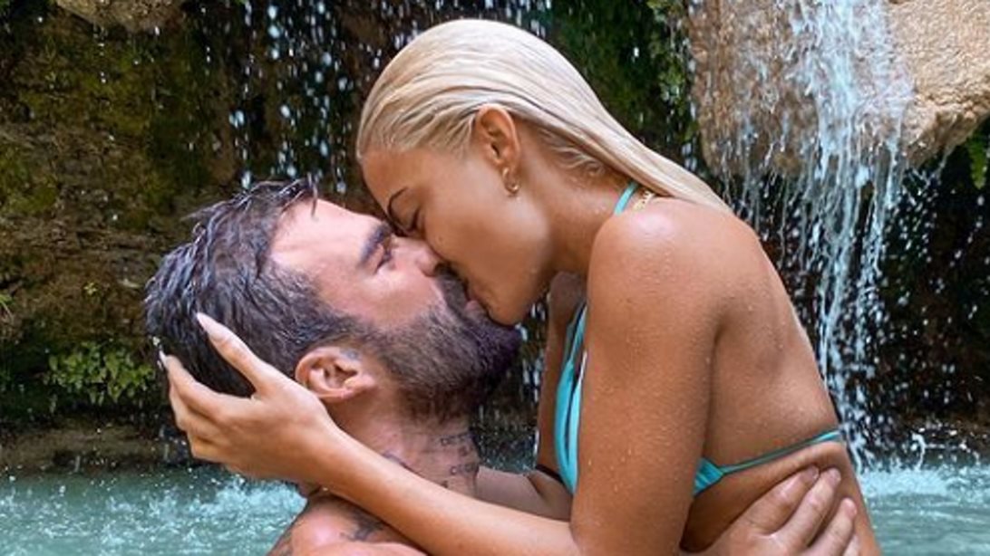 Η Ιωάννα Τούνη διαψεύδει τις φήμες περί χωρισμού με τον Δημήτρη Αλεξάνδρου – Δείτε τις αναρτήσεις της