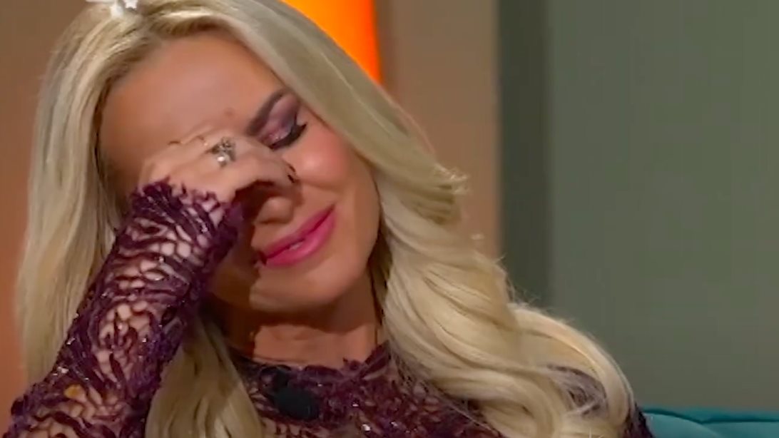 &quot;Λύγισε&quot; η Μαρία Μπεκατώρου στον αέρα της ΕΡΤ