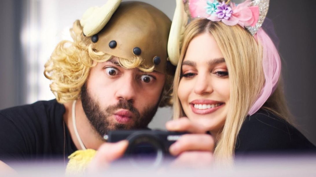 Ο Πέτρος Πυλαρινός και η Βάλια Χατζηθεοδώρου οργάνωσαν δείπνο για δύο ανήμερα της γιορτής του!