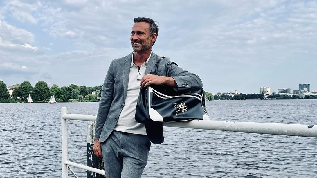 Ο Καπουτζίδης κάνει καλό στην ελληνική τηλεόραση: Στην &quot;κακιά αδελφή&quot;, τελικά η βρισιά μην ήταν μόνο το &quot;κακιά&quot;;