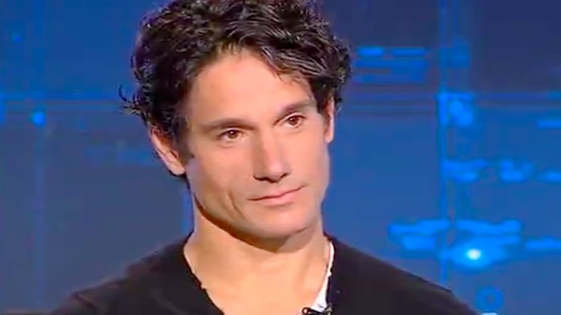 Πάνος Βλάχος: &quot;Έγραψα τον στίχο για τον Άδωνι Γεωργιάδη και τον Άρη Πορτοσάλτε γιατί είμαι άνθρωπος, δεν είμαι βόδι&quot;