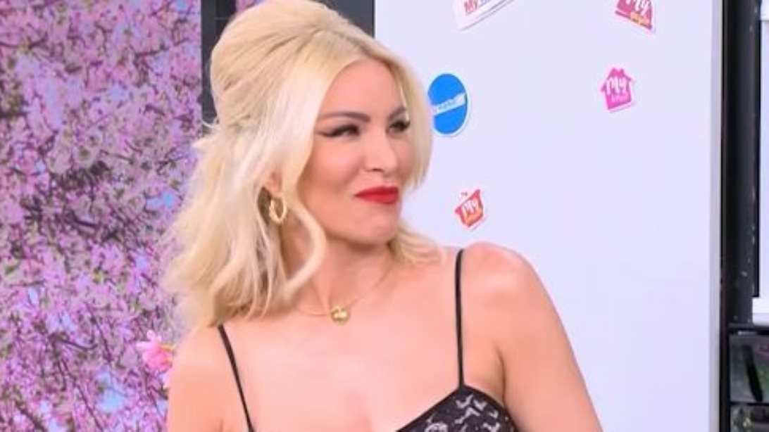 Κατερίνα Καινούργιου: "Μάλλον θα με σκέφτεται η Φαίη Σκορδά"