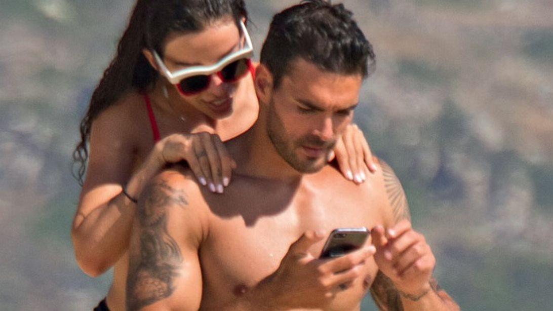 Αλμπέρτο Μποτία: 15 καυτές φωτογραφίες του άντρα που ερωτεύτηκε η Ελένη Φουρέιρα!