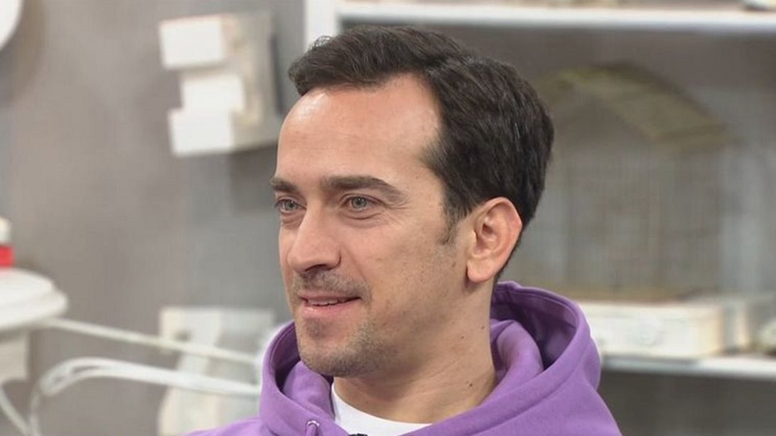 Ο Δημήτρης Σαμόλης αποκάλυψε σε ποιες γνωστές σειρές έχει εμφανιστεί ως παιδί