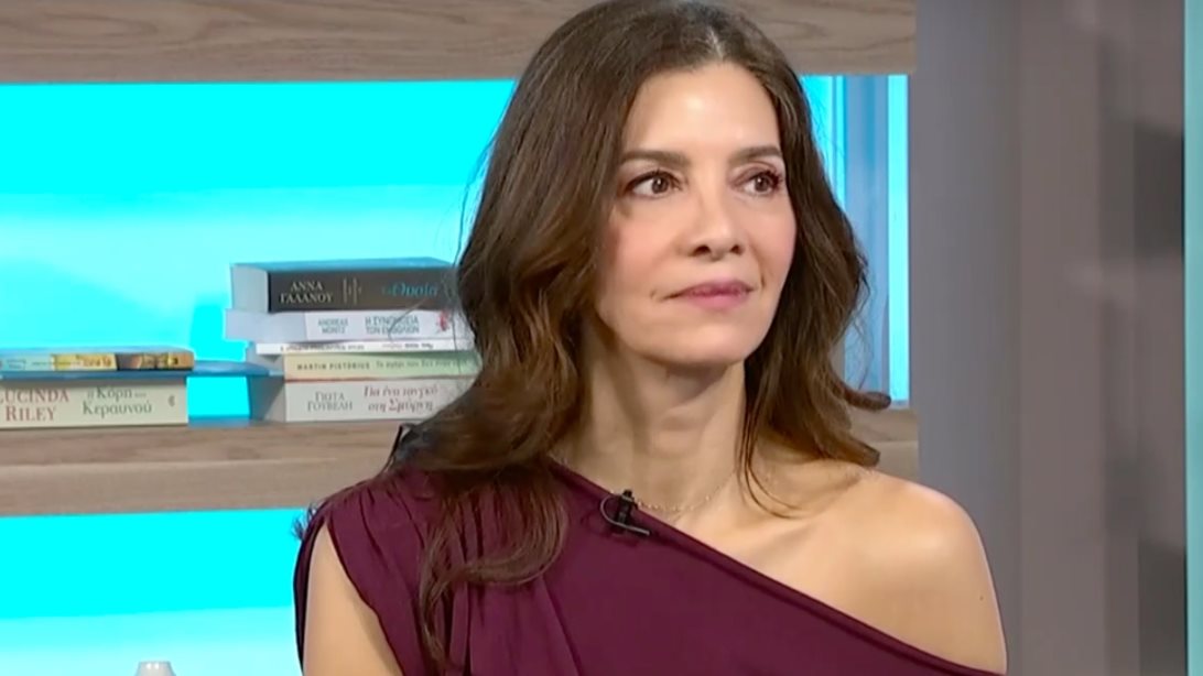 Κατερίνα Λέχου: &quot;Ήμουν το μεσαίο παιδί στην οικογένεια, καθόλου χαϊδεμένο έως αόρατο&quot;