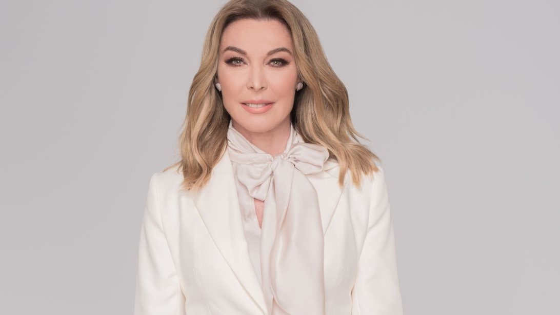 Η Τατιανα Στεφανίδου απαθανατίζει τον γιο της και λιώνει: Έρωτας"