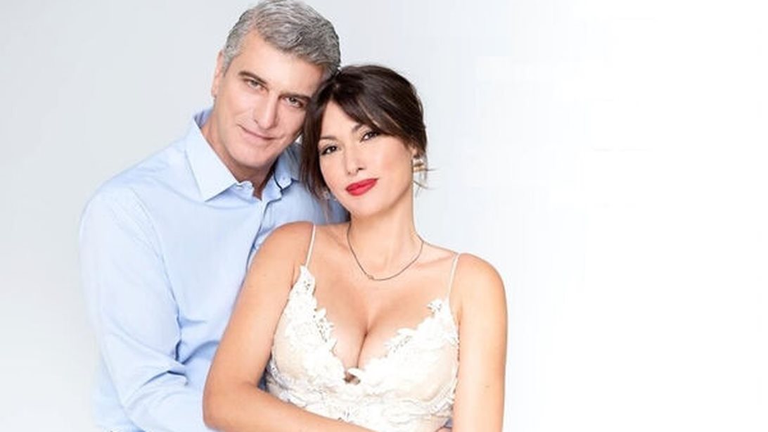 Ο Βλαδίμηρος Κυρακίδης &amp; η Κλέλια Ρένεση για 9η χρονιά συνεχίζουν στη "Μουρμούρα"