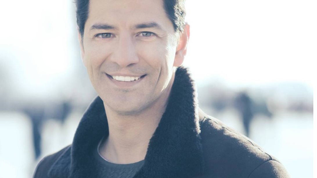 Σάκης Ρουβάς: Πως ευχήθηκε στη μαμά του για την γιορτή της Μητέρας