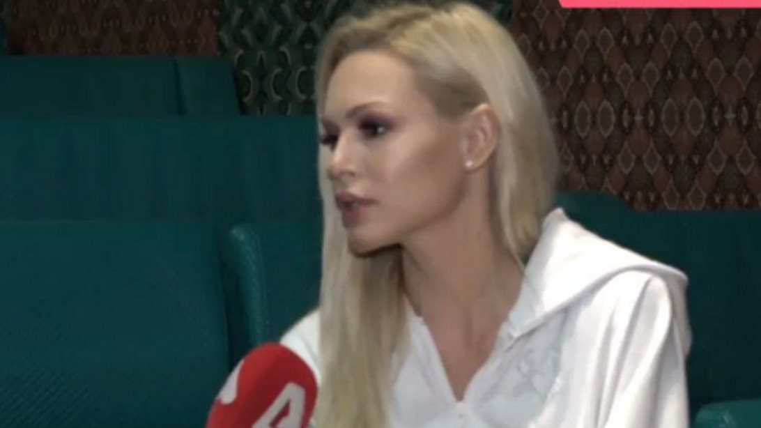 Εκνευρισμένη η Βίκυ Κάβουρα για τις φήμες επανασύνδεσης με τον Νίκο Οικονομόπουλο: "Καλή καρδιά που λέει και εκείνος"