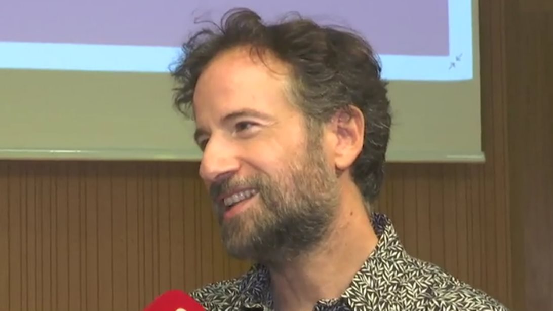 Ο Κωστής Μαραβέγιας μιλά για όλα! Η νέα εκπομπή στην ΕΡΤ, η άποψη για το νέο Voice &amp; ο έρωτας με τη Σωτηροπούλου