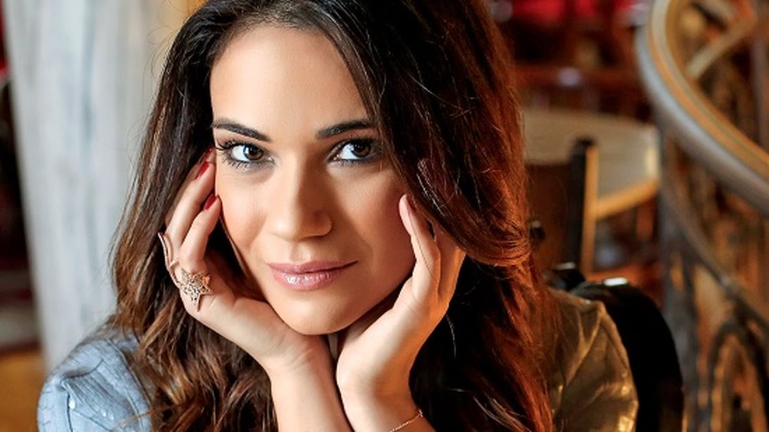 Άννα Μπουσδούκου: Το πρώτο της μήνυμα μετά τον γάμο &amp; η επιστροφή στον ΣΚΑΪ