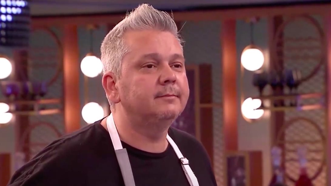 MasterChef | Έντονη ενόχληση του Βασίλη με την κριτική που δέχτηκε: "Έλεος!"