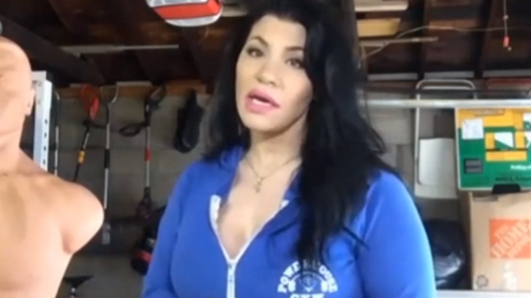 Αννέτ Αρτάνι: Στη Νέα Υόρκη με όλα τα συμπτώματα κορονοϊού!