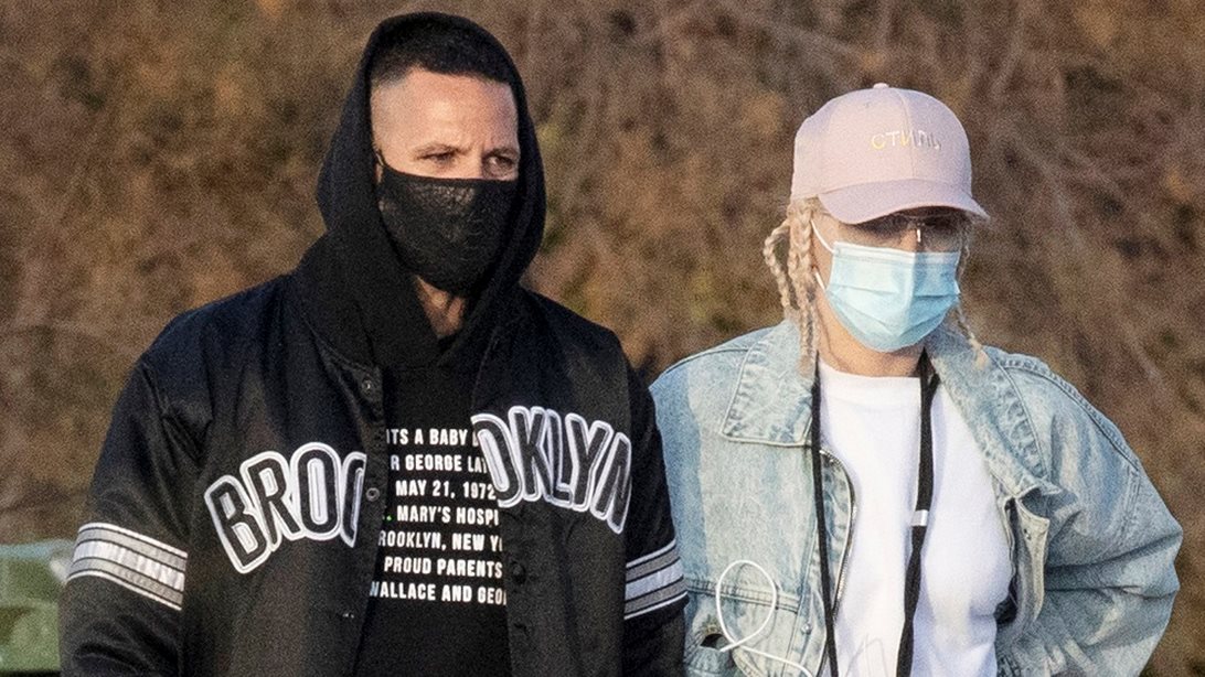 Νέα δημόσια εμφάνιση για την Τάμτα και τον Πάρη Κασιδόκωστα