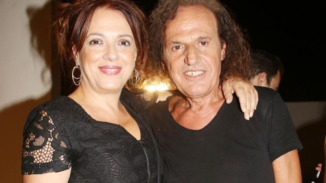 Ελένη Ράντου &amp; Βασίλης Παπακωνσταντίνου | Το δείπνο που είχαν και η έκπληξη που της ετοίμασε ο ερμηνευτής