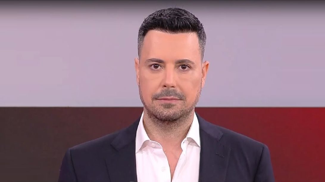 Αιχμές από τον Πέτρο Κουσουλό on air: &quot;Καμία Μουρτζούκου δεν μπορεί να μας εμπαίζει&quot;
