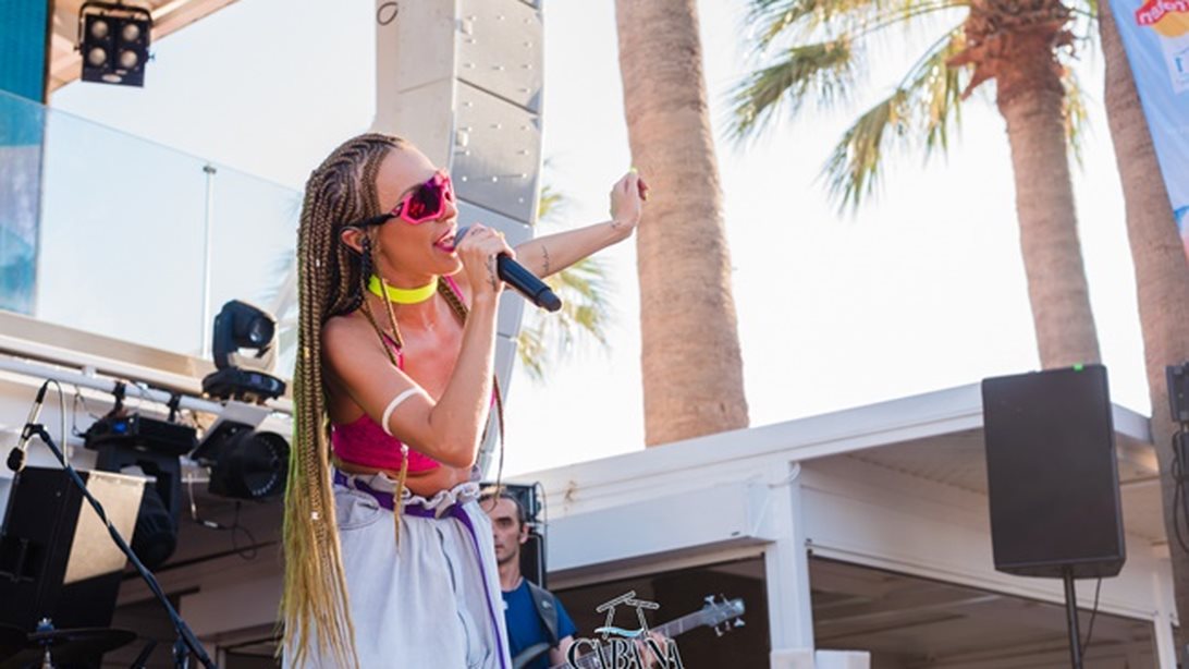 Τάμτα: Ταξιδεύει στην Ελλάδα μαζί με το Carroten!