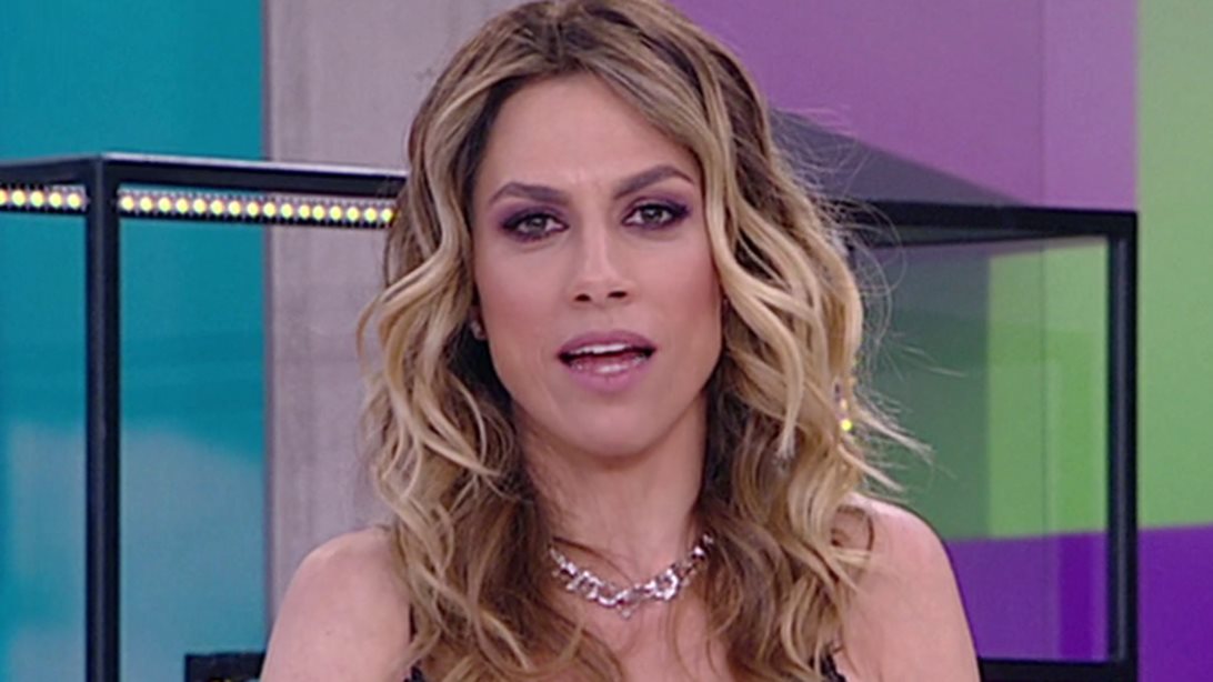 Ντορέττα Παπαδημητρίου: Η ανακοίνωση on camera για το τέλος του «Εδώ»: Ο αποχαιρετισμός &amp; η απάντηση στα κακόβουλα σχόλια