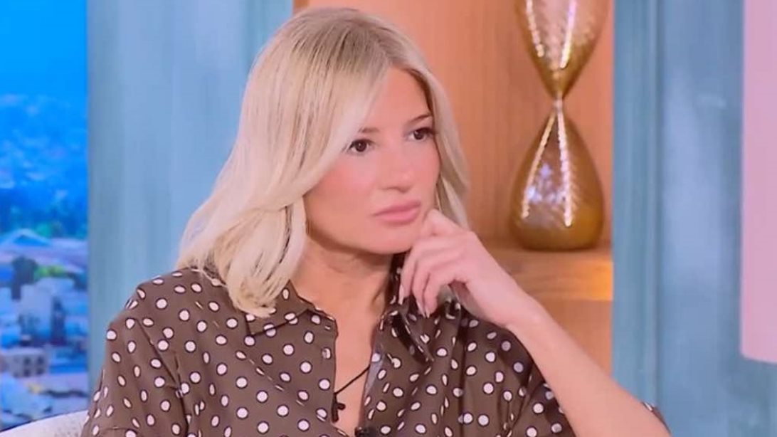 Φαίη Σκορδά: &quot;Εύχομαι να ανοίξει ένας νέος κύκλος στην προσωπική σου ζωή&quot;