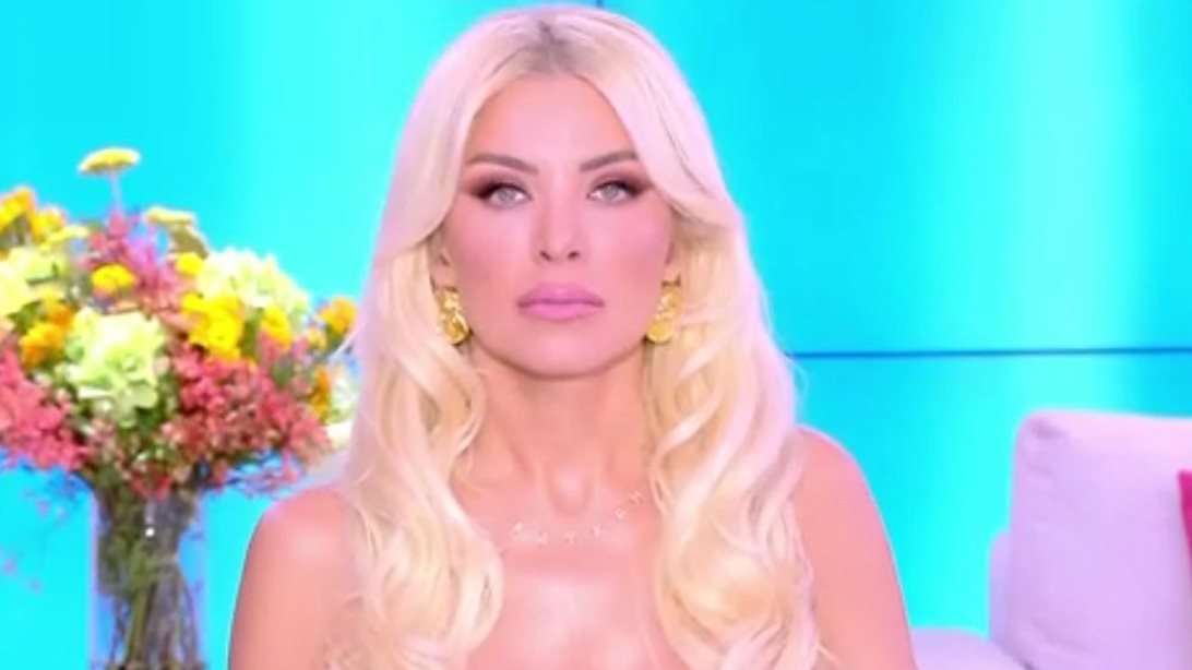 Κατερίνα Καινούργιου: "Παραλίγο να αποκλειστώ στην Πάρο - Μιλάγαμε με τον Γιώργο Λιάγκα και μου λέει..."