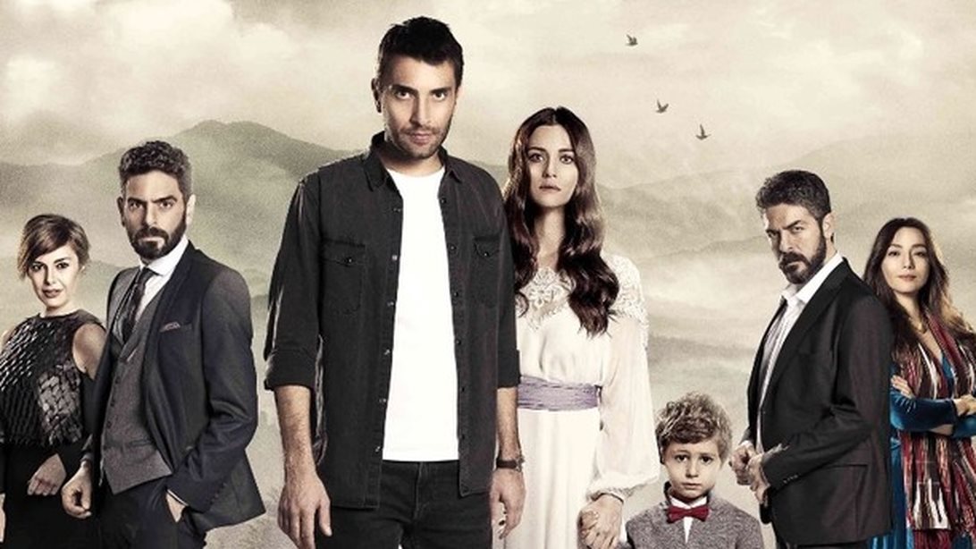 Μαύρη Θάλασσα: Η νέα σειρά του ΣΚΑΪ που έσπασε όλα τα ρεκόρ τηλεθέασης είναι αφιερωμένη στο μεγαλείο της γυναικείας ψυχής!