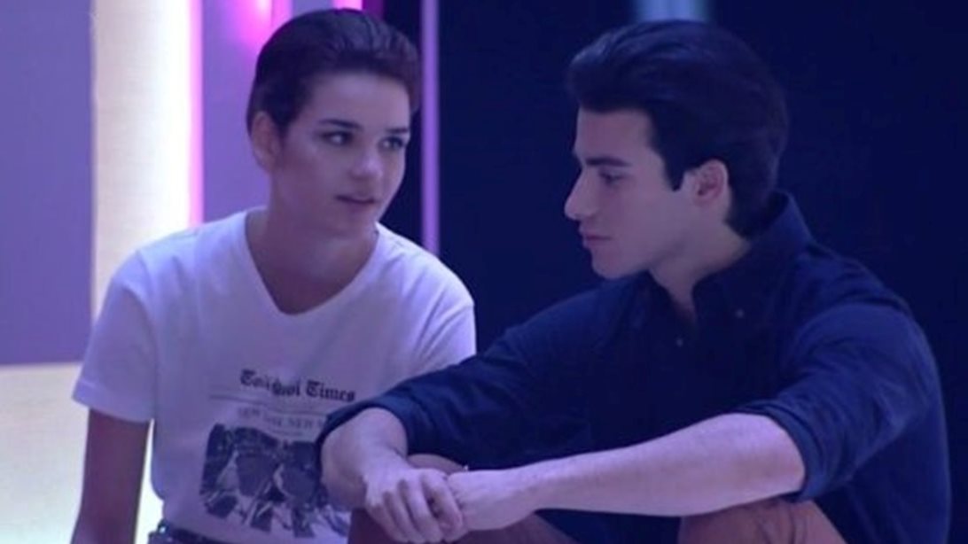 GNTM | Η Κυβέλη παραδέχθηκε τη σχέση της με τον Ντίνο – Δείτε την αντίδραση του μοντέλου