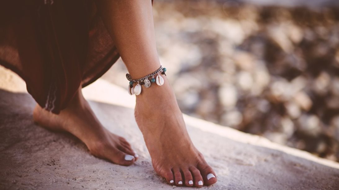 Anklets: Το απόλυτο καλοκαιρινό κόσμημα
