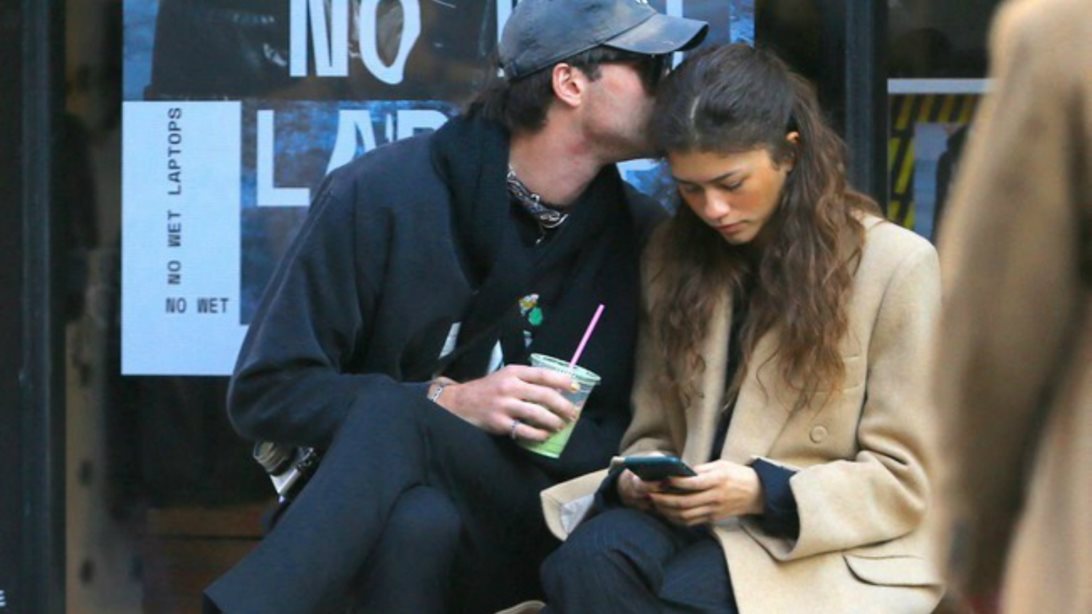 Zendaya 
: Κυκλοφόρησαν οι πρώτες φωτογραφίες με τον σύντροφό της
