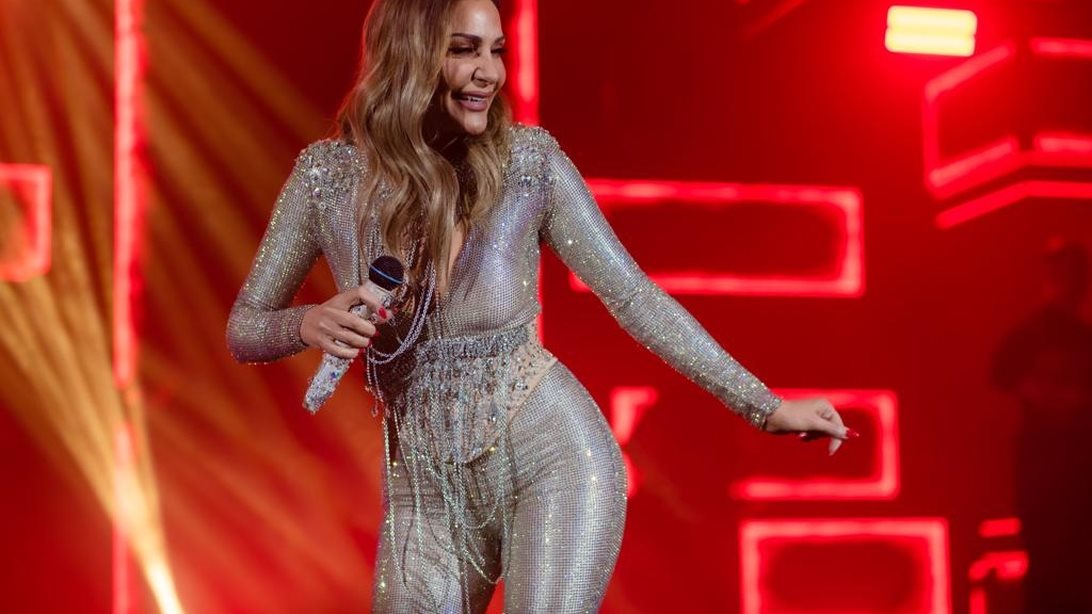 Δέσποινα Βανδή | Η συνεργασία έκπληξη για τη νέα σεζόν!