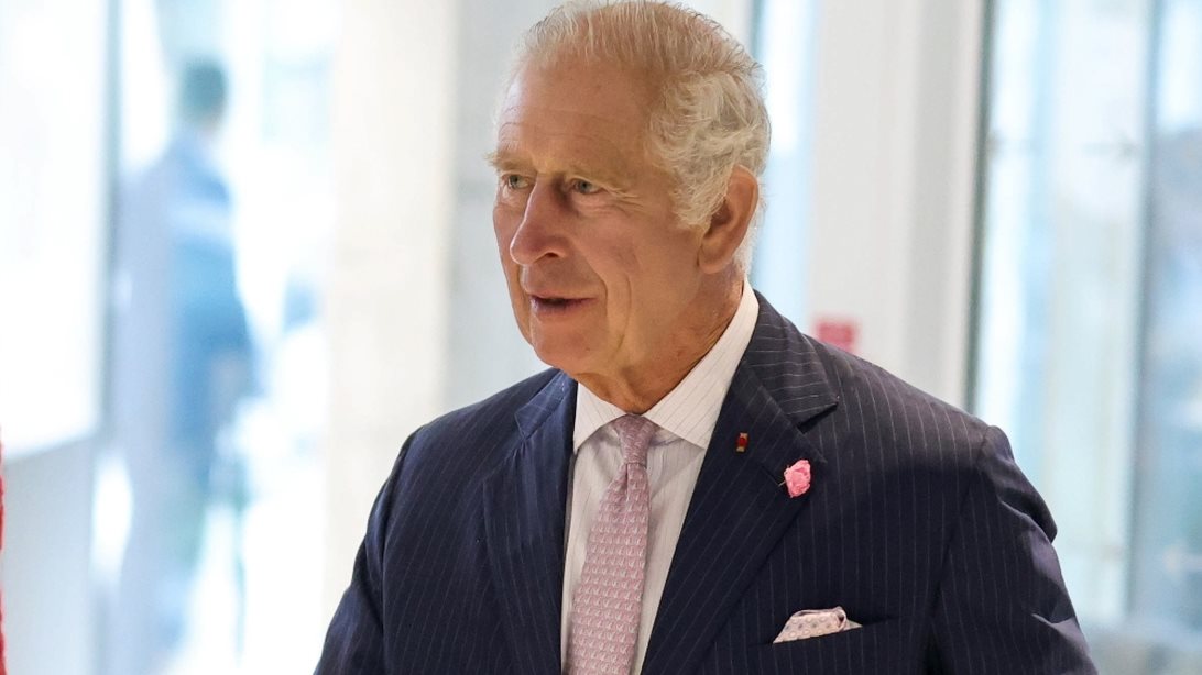 Η τρυφερή ιστορία πίσω από το chevalier δαχτυλίδι του βασιλιά Καρόλου