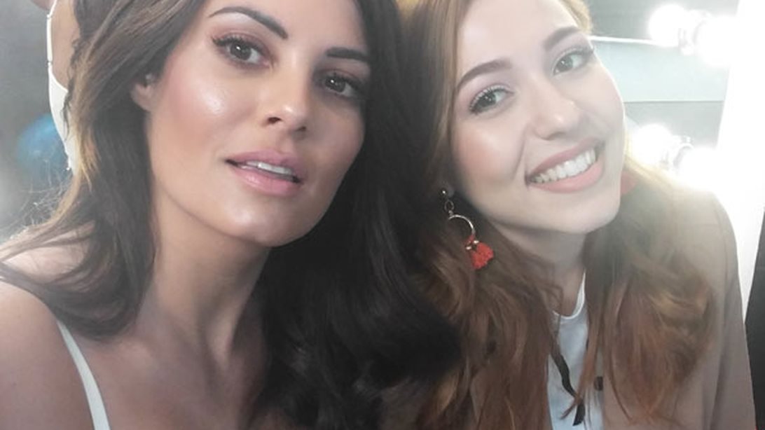 Beauty, Style &amp; Stars: Μαρία Κορινθίου: Τι λέει στους αναγνώστες του Yupiii;
Extra backstage φωτογραφικό υλικό και αποκλειστικό video!