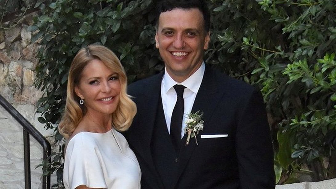 Βασίλης Κικίλιας &amp; Τζένη Μπαλατσινού: Ποιος θα βαφτίσει το μωρό τους; Οι πρώτες πληροφορίες