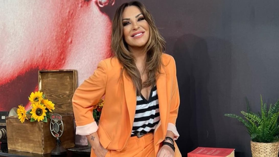 Αυτά είναι τα sneakers που φορούν οι πιο ενημερωμένες fashionistas | Τα φόρεσε και η Ναταλία Γερμανού