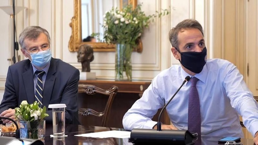 Οι ανακοινώσεις Μητσοτάκη - Τσιόδρα: Lockdown από τις 06:00 το πρωί του Σαββάτου για τρεις εβδομάδες